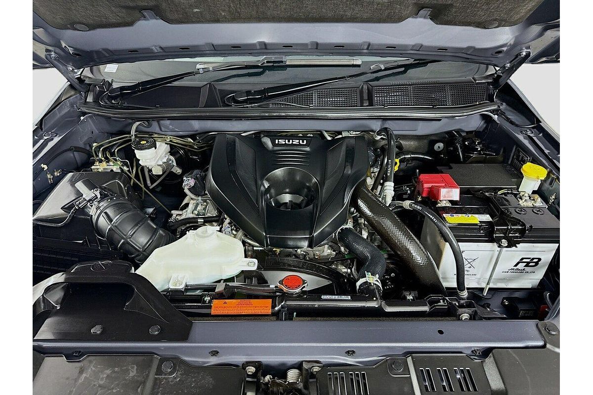 2022 Isuzu MU-X LS-T