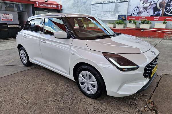 2024 Suzuki Swift Hybrid UZ