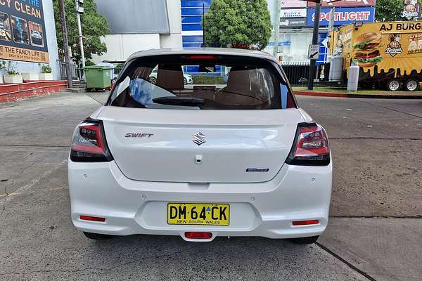2024 Suzuki Swift Hybrid UZ