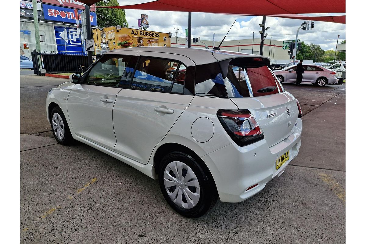 2024 Suzuki Swift Hybrid UZ