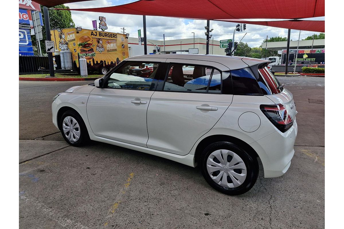 2024 Suzuki Swift Hybrid UZ