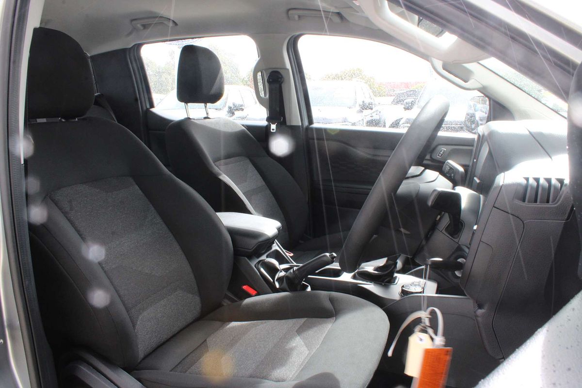 2025 Ford Ranger Black Edition 4X4 2.0L