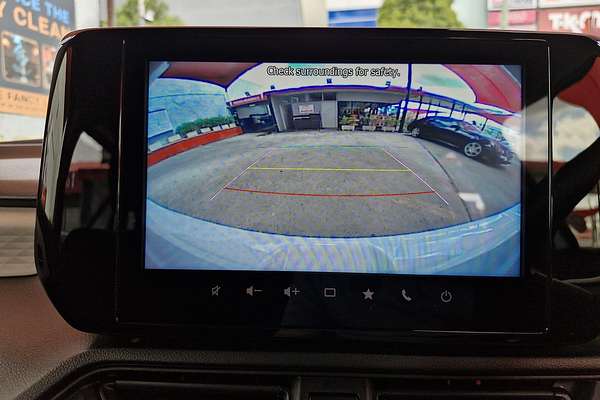 2024 Suzuki Swift Hybrid UZ