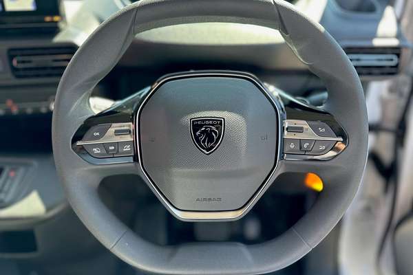 2025 Peugeot Partner Pro K9 SWB Low Roof