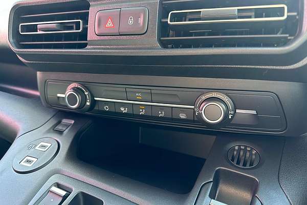 2025 Peugeot Partner Pro K9 SWB Low Roof