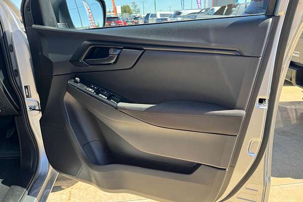 2025 Isuzu D-MAX SX High Ride Rear Wheel Drive