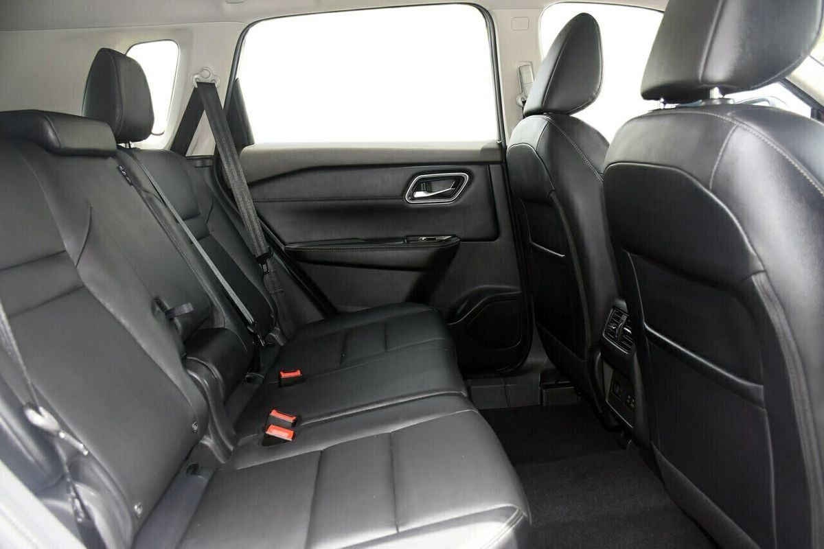 2025 Nissan X-TRAIL Ti T33