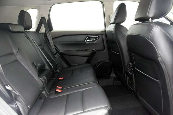 2025 Nissan X-TRAIL Ti T33