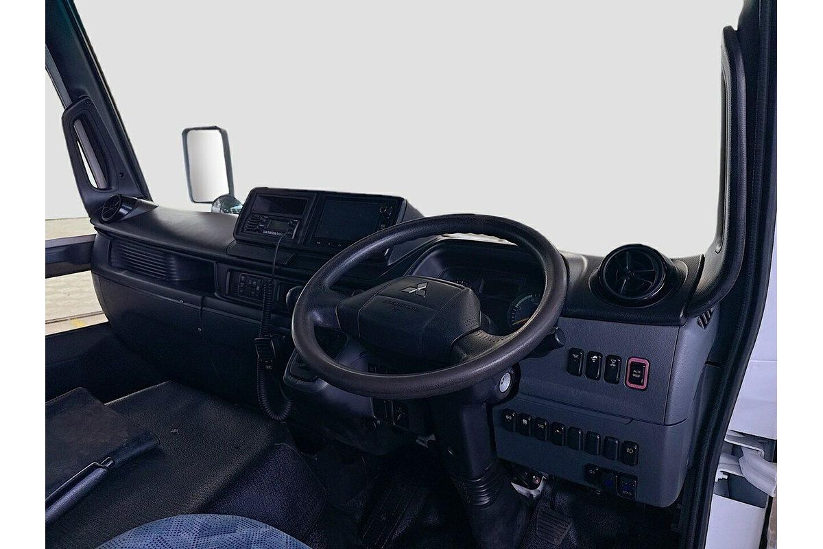 2022 Fuso Rosa Deluxe LWB