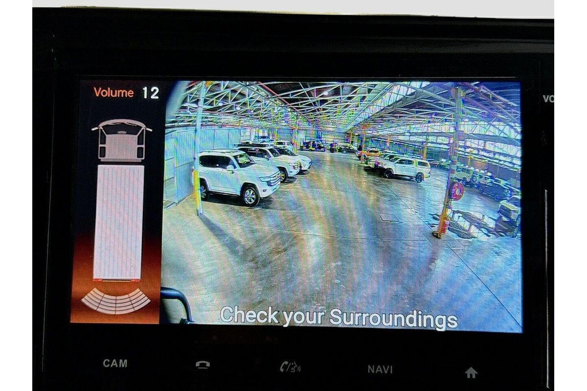 2022 Fuso Rosa Deluxe LWB