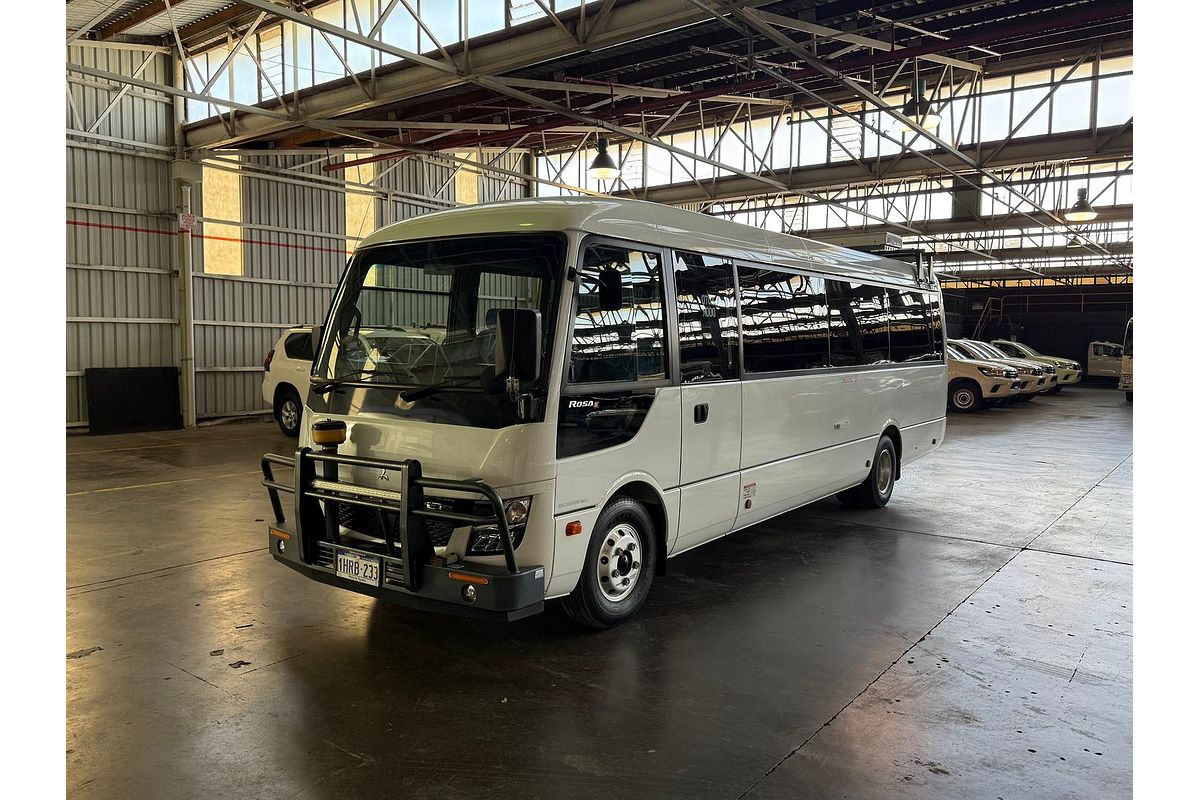 2022 Fuso Rosa Deluxe LWB