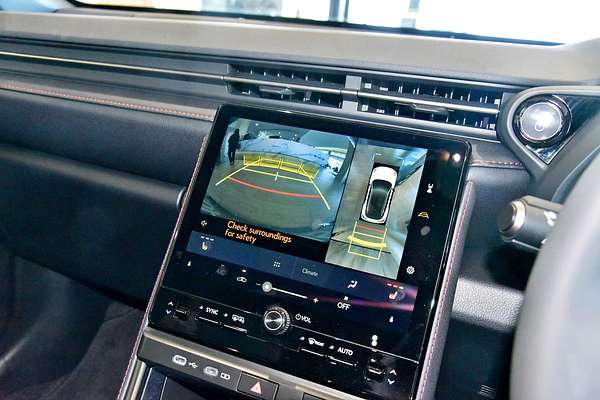 2024 Lexus LBX Luxury MAYH10R