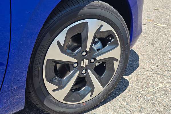 2025 Suzuki Swift Hybrid GLX UZ