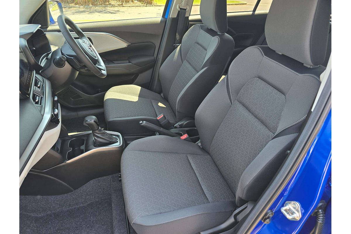 2025 Suzuki Swift Hybrid GLX UZ