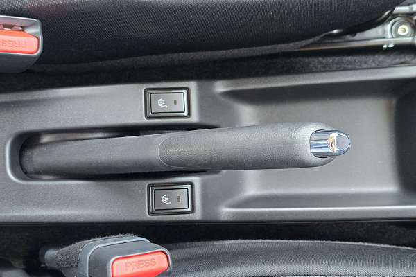 2025 Suzuki Swift Hybrid GLX UZ