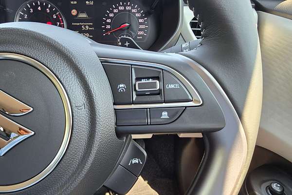 2025 Suzuki Swift Hybrid GLX UZ