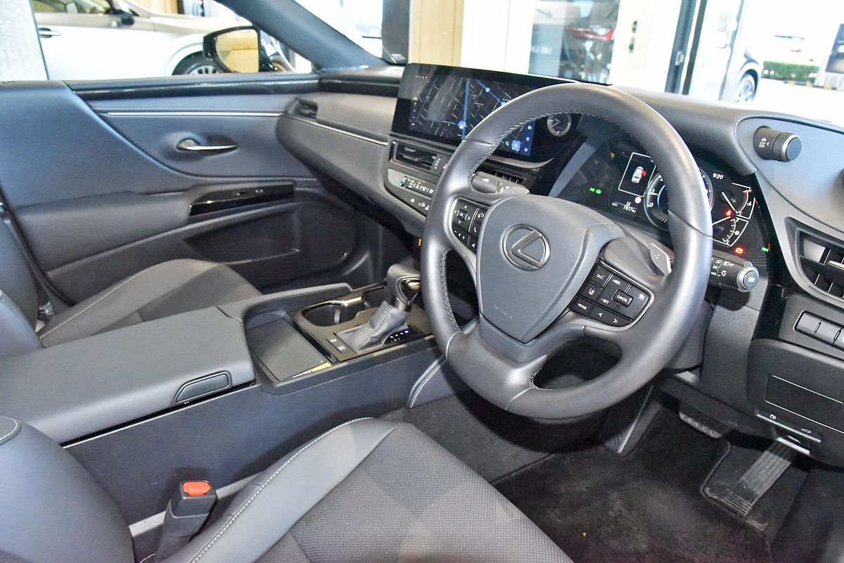 2024 Lexus ES ES250 Luxury AXZA10R