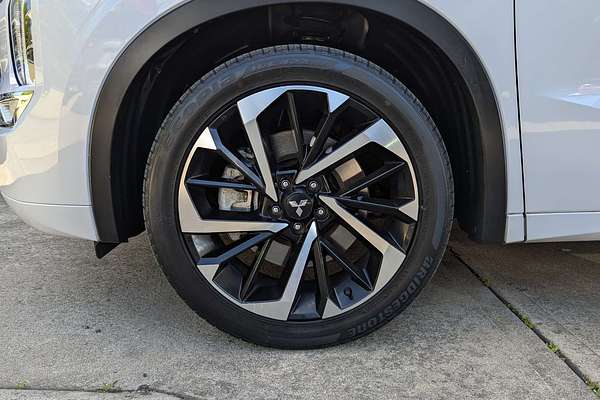 2022 Mitsubishi Outlander Exceed Tourer ZM