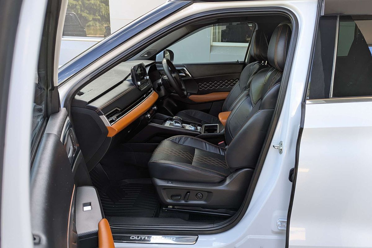 2022 Mitsubishi Outlander Exceed Tourer ZM