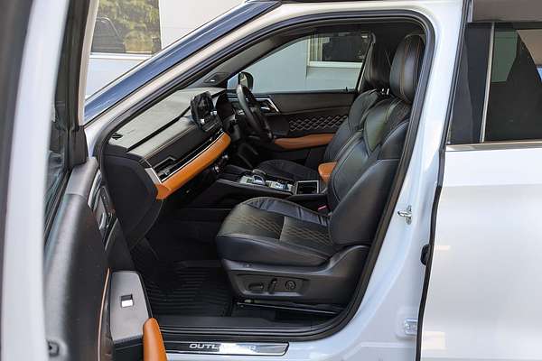 2022 Mitsubishi Outlander Exceed Tourer ZM