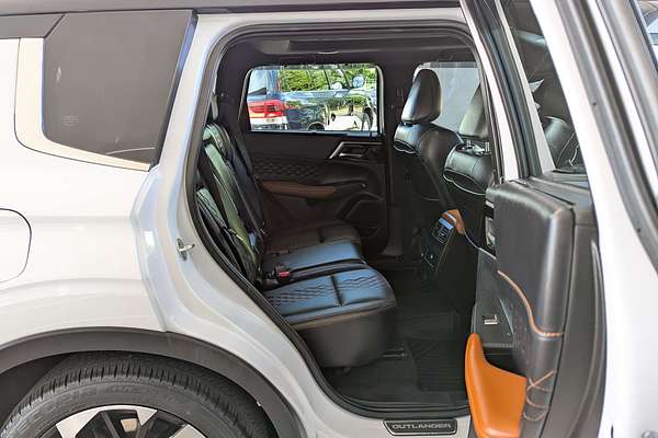 2022 Mitsubishi Outlander Exceed Tourer ZM