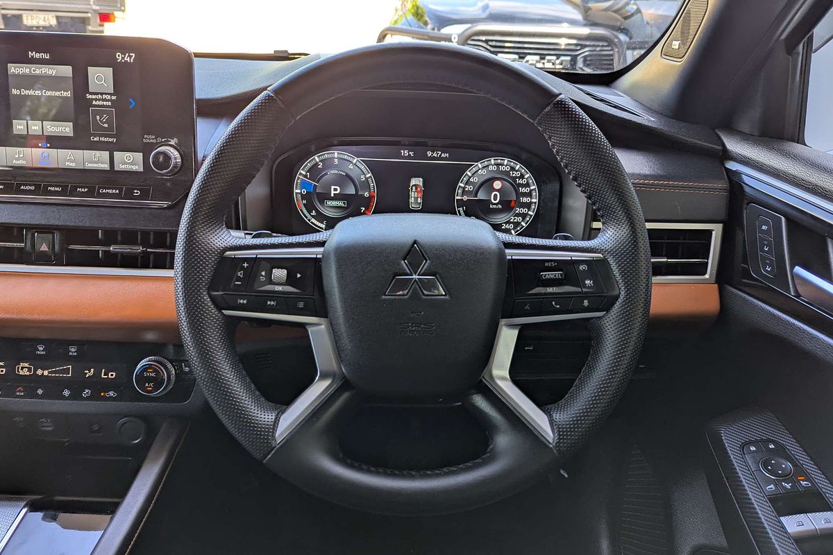 2022 Mitsubishi Outlander Exceed Tourer ZM