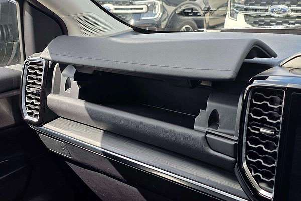 2025 Ford Everest Trend 0.0L