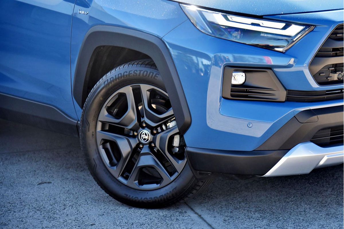 2024 Toyota RAV4 Edge AXAH54R