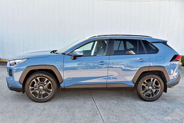 2024 Toyota RAV4 Edge AXAH54R