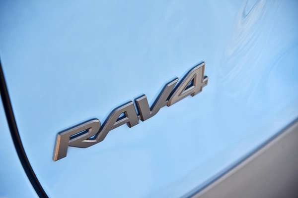 2024 Toyota RAV4 Edge AXAH54R