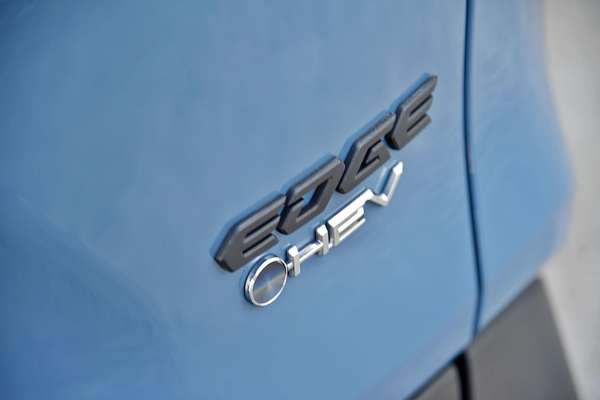 2024 Toyota RAV4 Edge AXAH54R