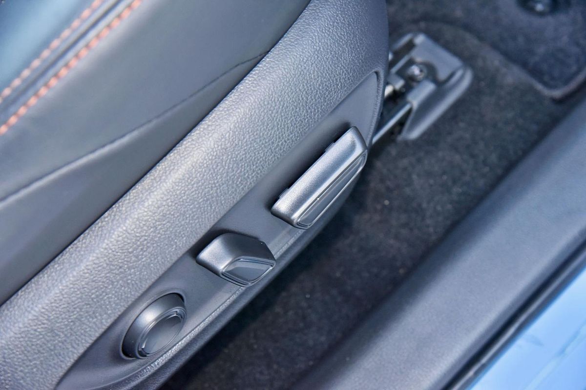 2024 Toyota RAV4 Edge AXAH54R