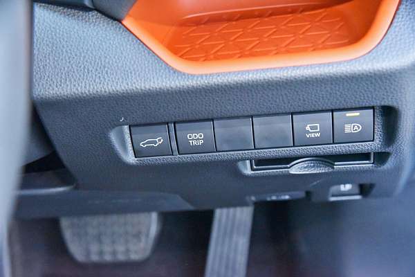 2024 Toyota RAV4 Edge AXAH54R