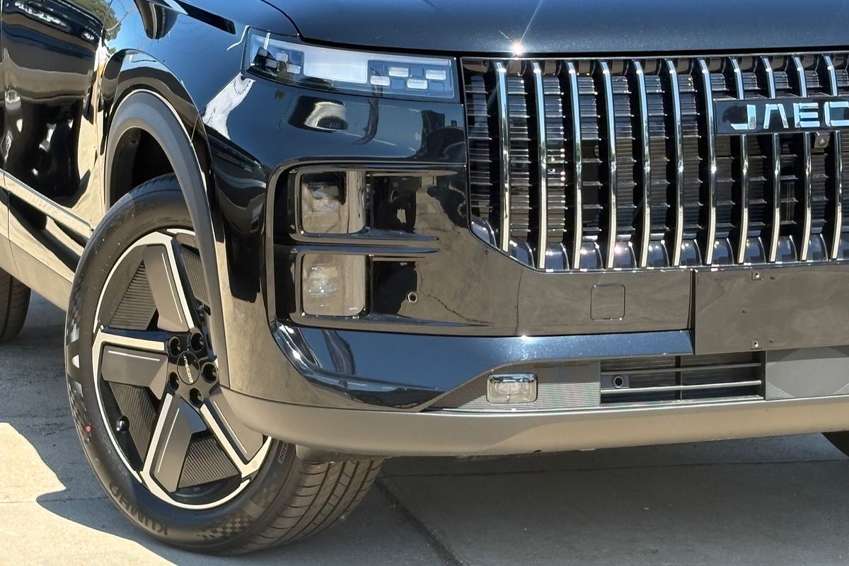 2025 Jaecoo J7 SHS Summit