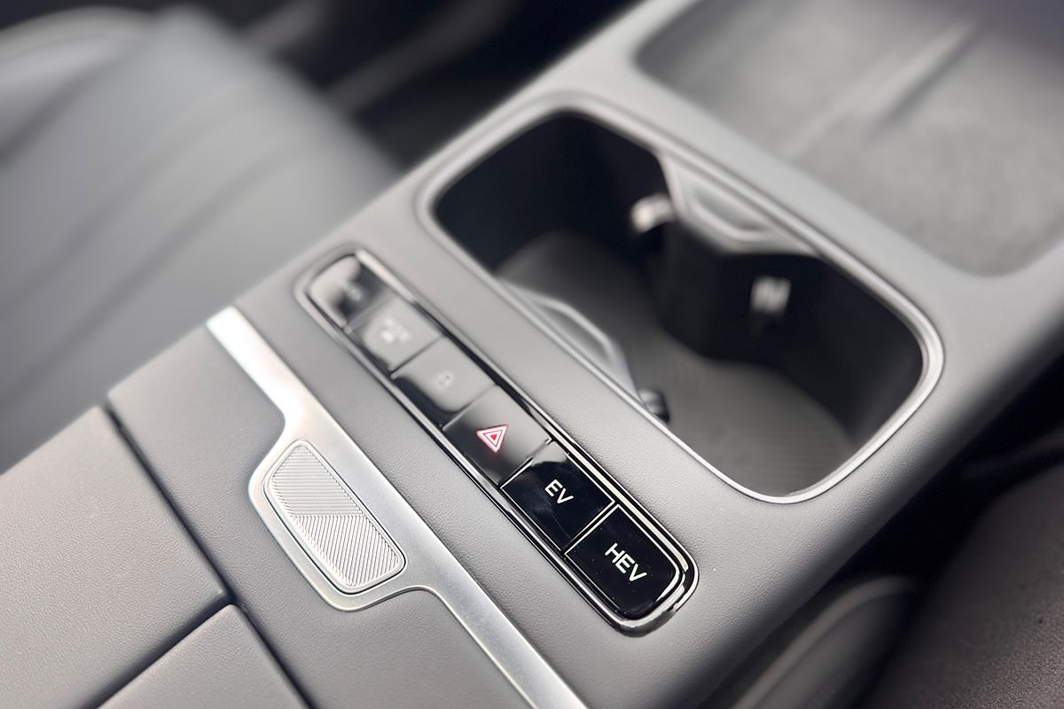 2025 Jaecoo J7 SHS Summit