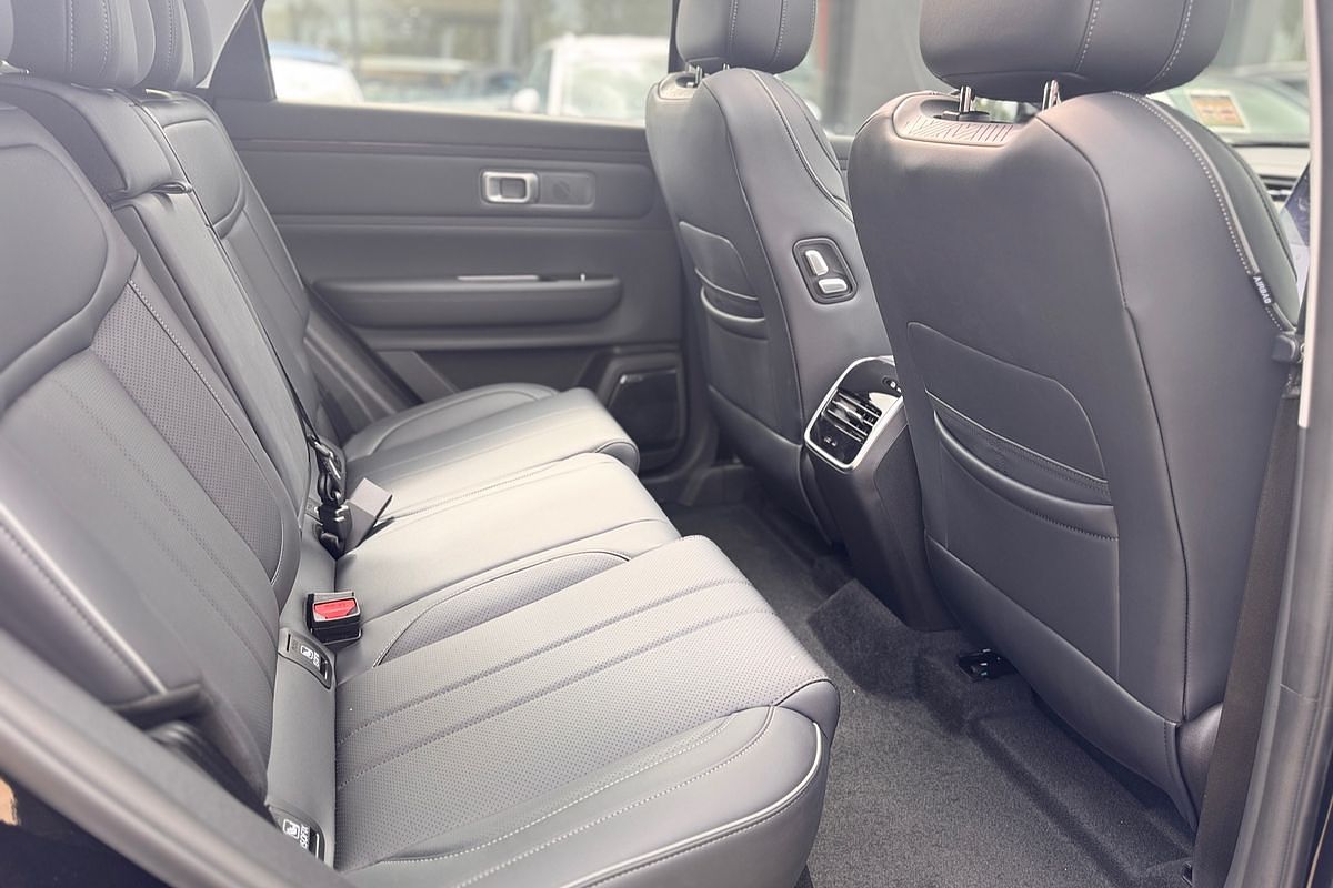 2025 Jaecoo J7 SHS Summit