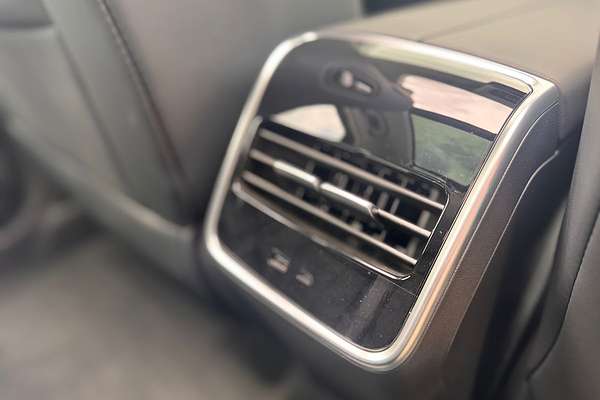 2025 Jaecoo J7 SHS Summit