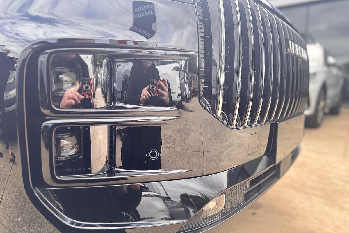 2025 Jaecoo J7 SHS Summit