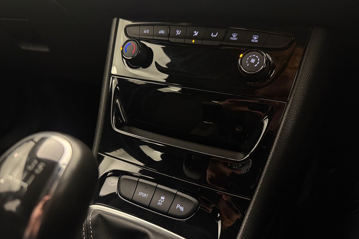 2017 Holden Astra R BK