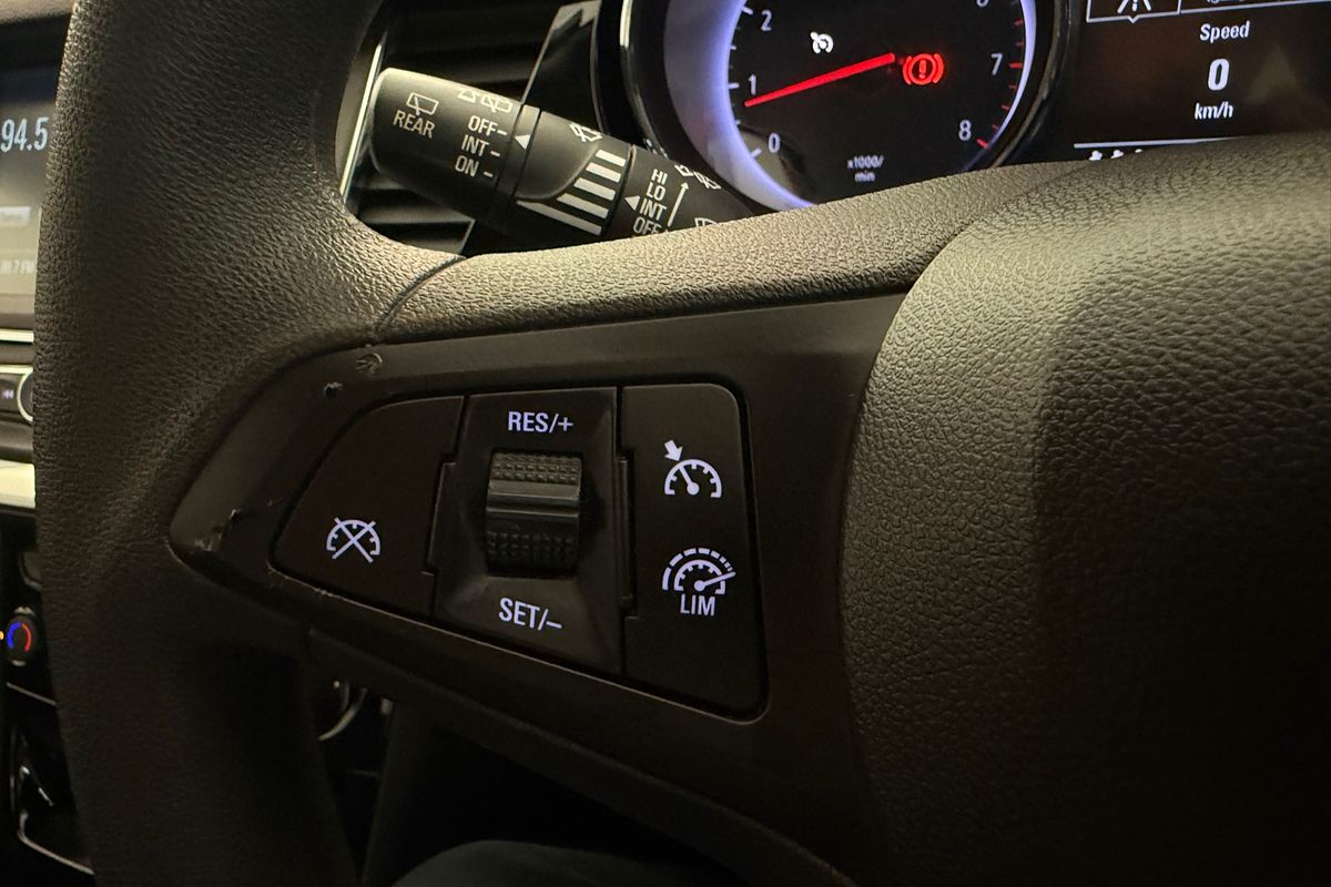 2017 Holden Astra R BK