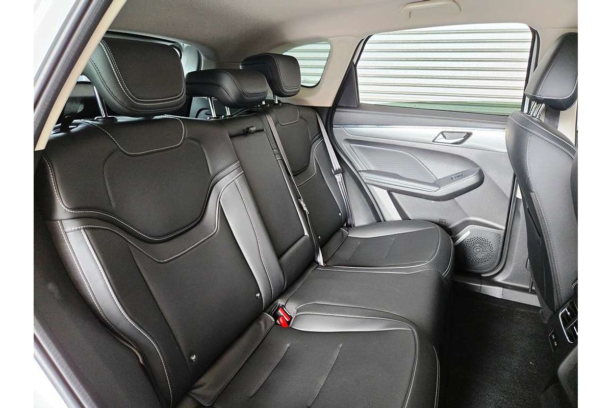 Jolion Pro Luxury Auto 4x2 Hybrid