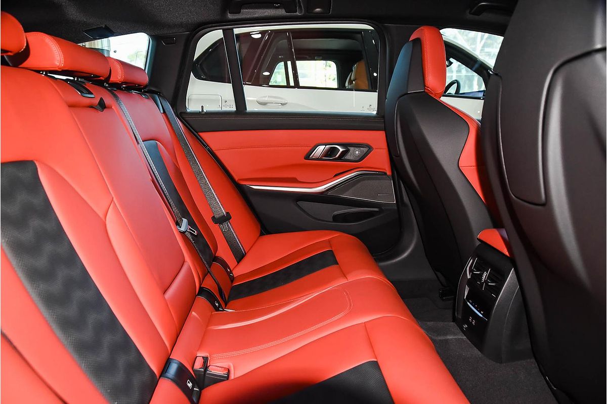 2025 BMW M3 Competition G81 LCI