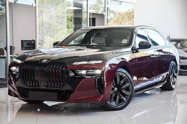 2023 BMW i7 xDrive60 M Sport G70