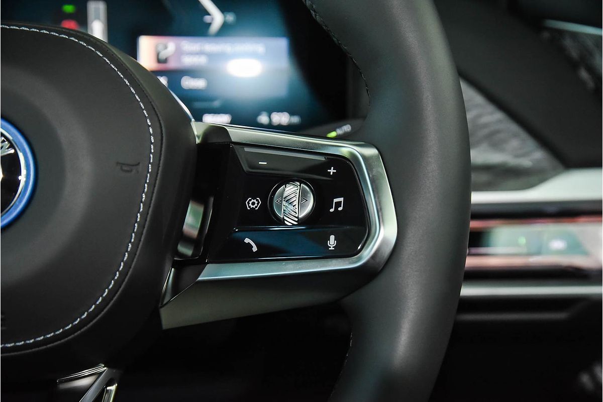 2023 BMW i7 xDrive60 M Sport G70