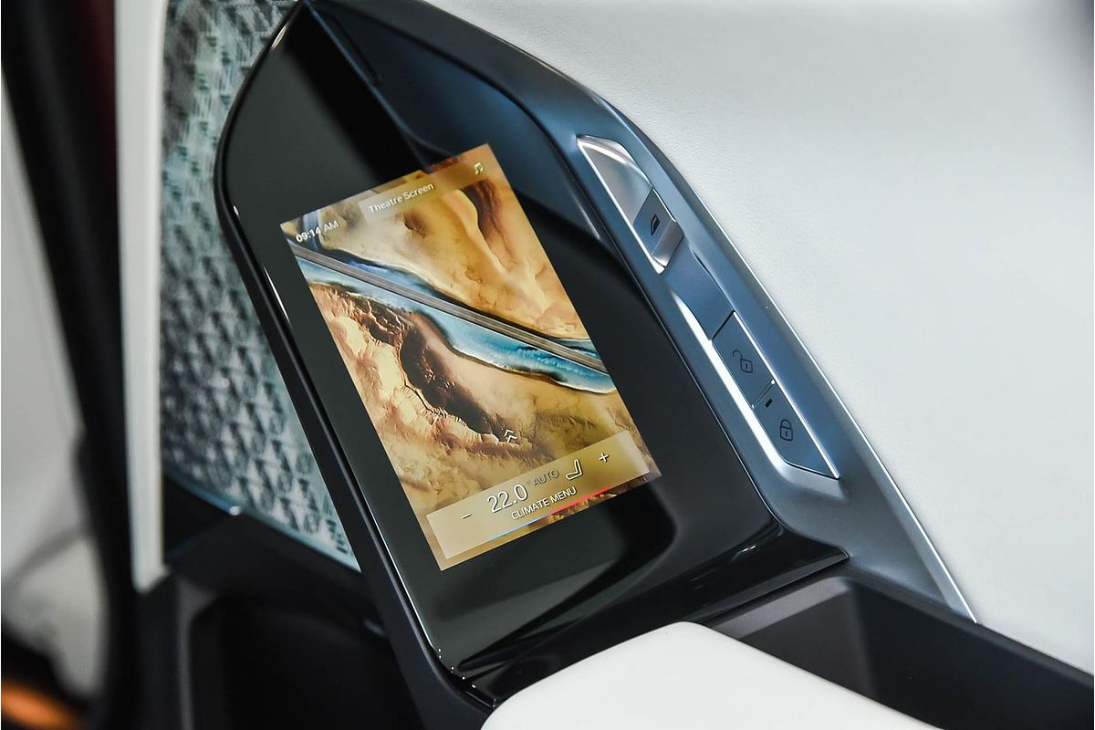 2023 BMW i7 xDrive60 M Sport G70