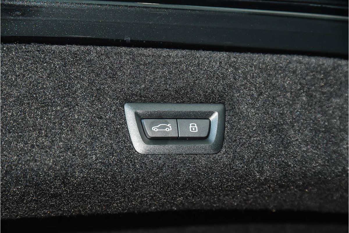 2023 BMW i7 xDrive60 M Sport G70