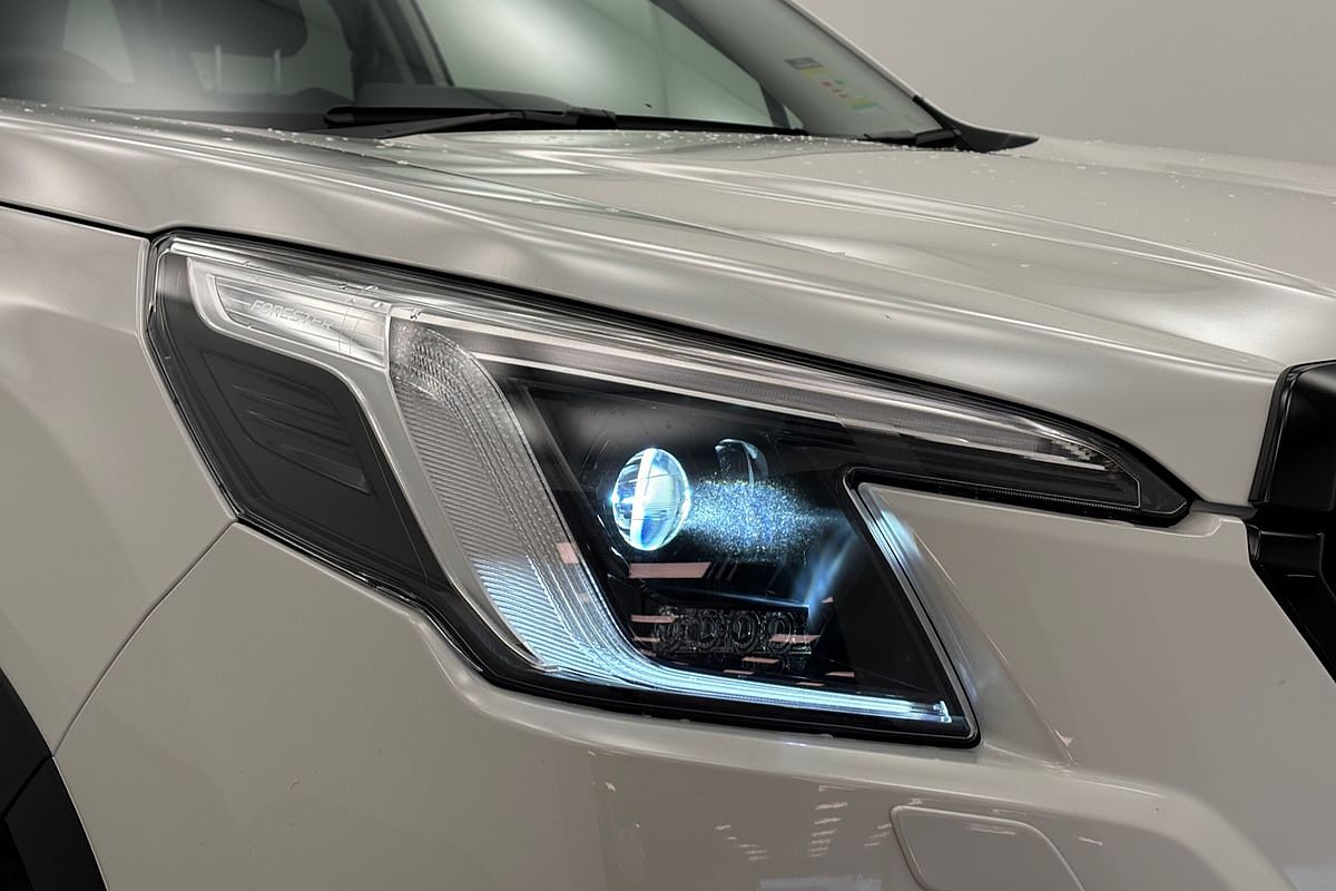 2025 Subaru Forester Hybrid L S5