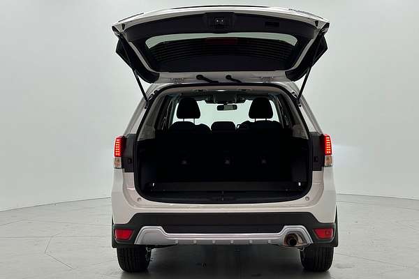 2025 Subaru Forester Hybrid L S5