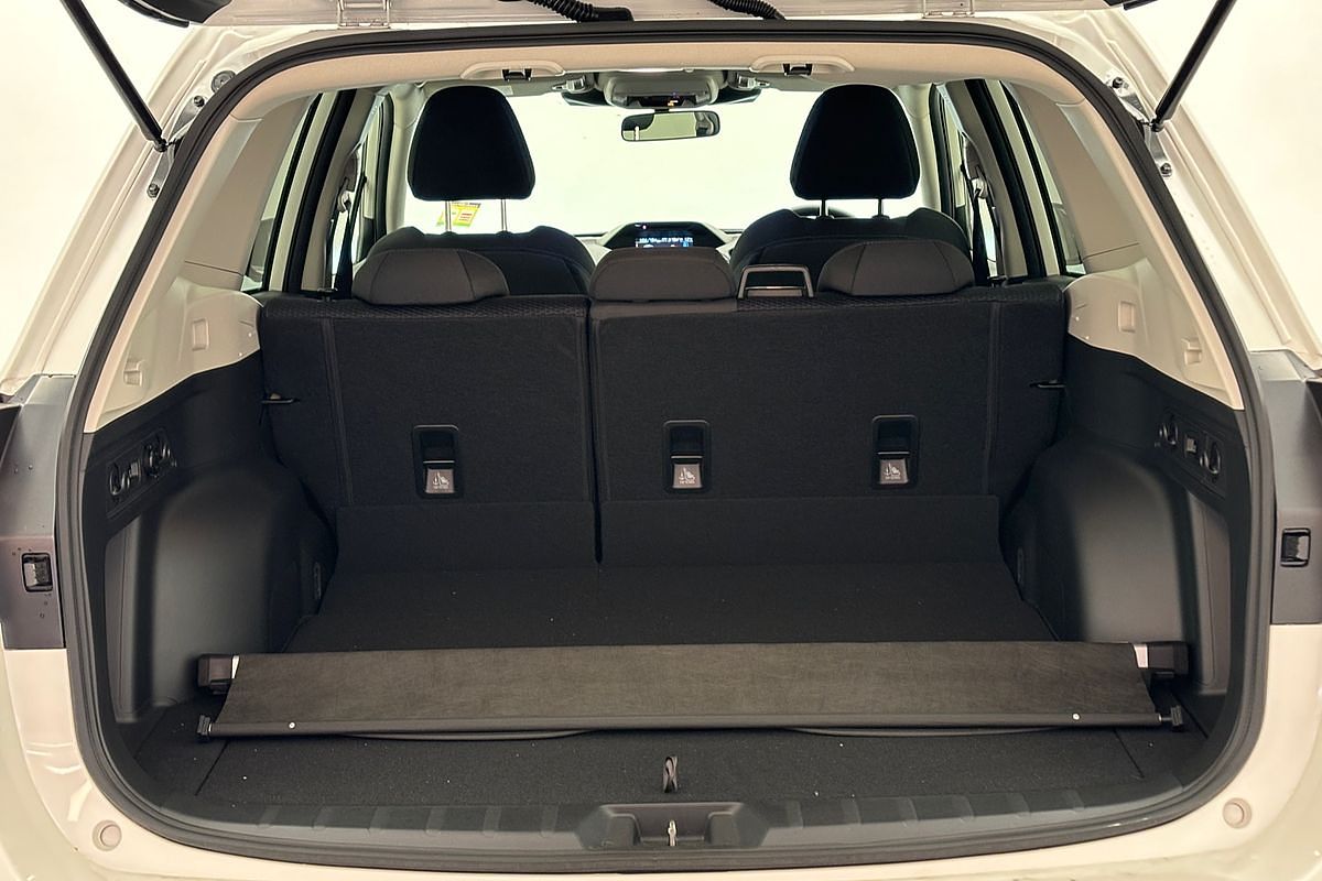 2025 Subaru Forester Hybrid L S5