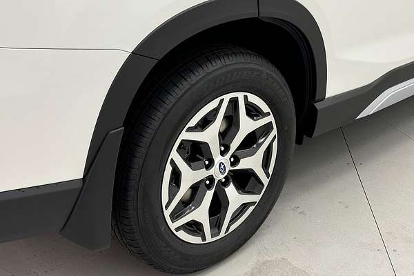 2025 Subaru Forester Hybrid L S5